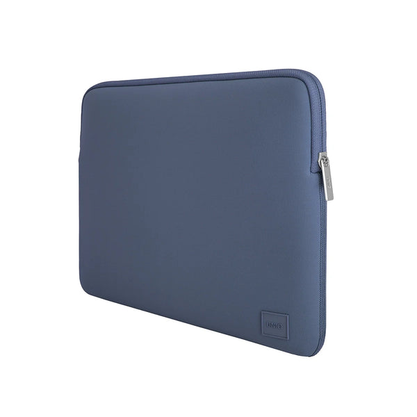 Funda impermeable fabricada en neopreno suave color Azul Oscuro para MacBook hasta 14"