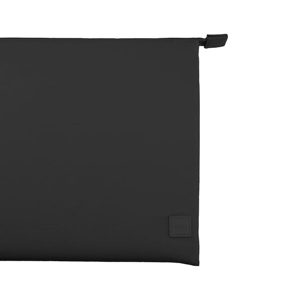 Funda corte cuadrado de material textil color Negro para MacBook hasta 14"