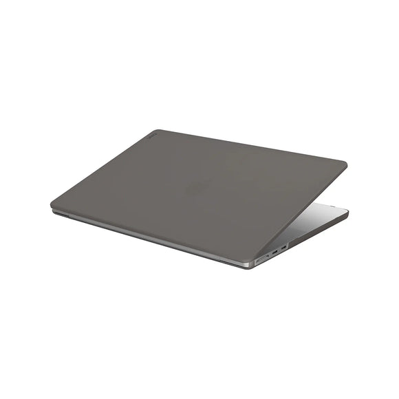 Carcasa ultra delgada color Transparente Matizado para MacBook Air 13" 2022